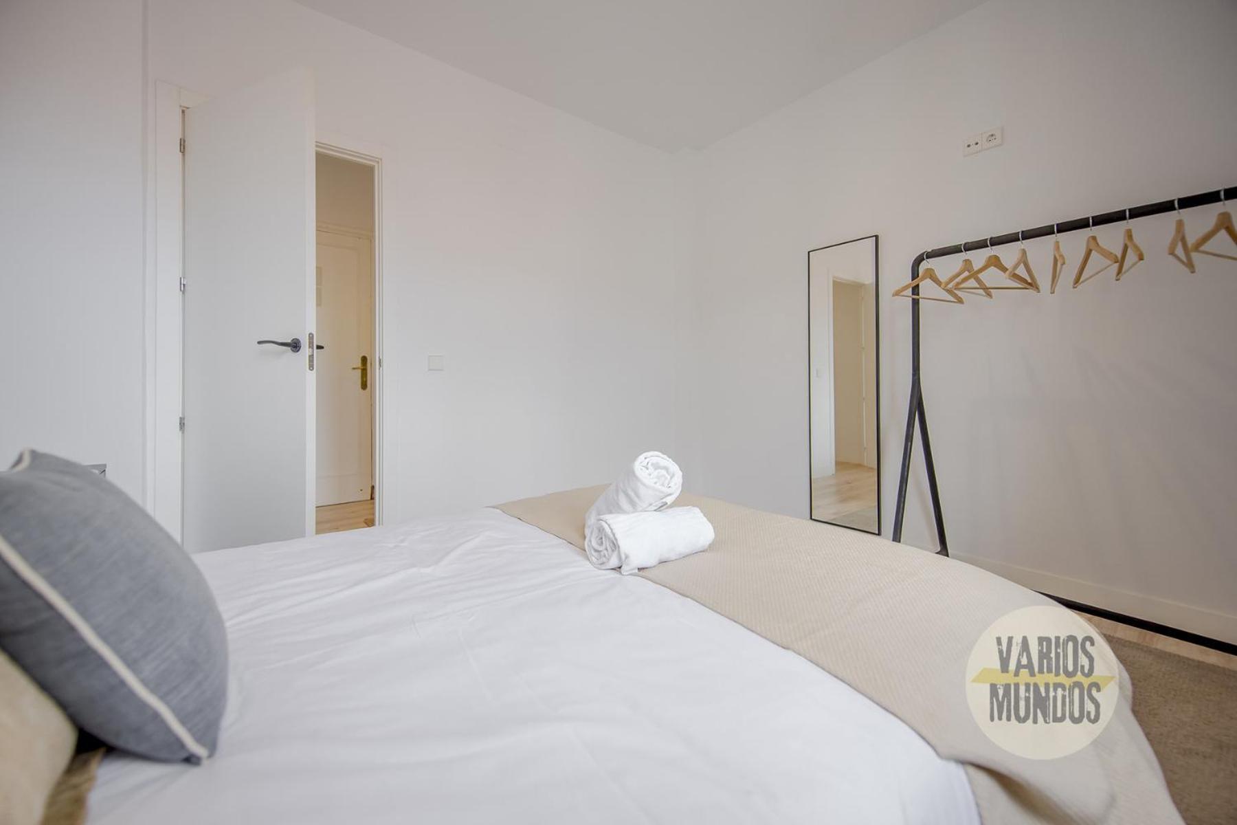 Atico X9 Pax Con Gran Terraza En El La Latina Apartment Madrid Exterior photo